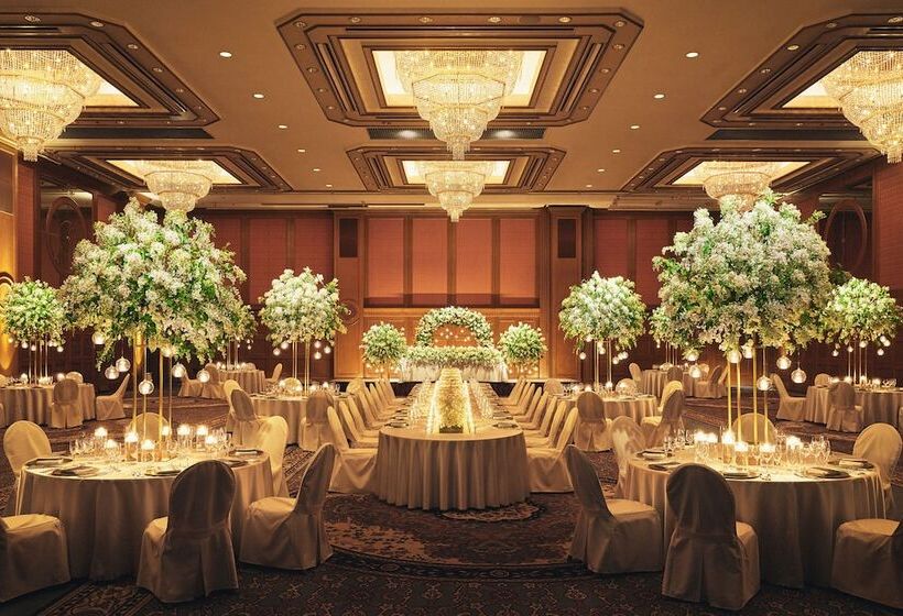 Отель Nagoya Kanko