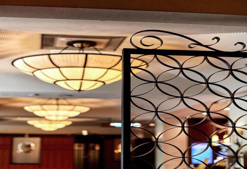 Отель Nagoya Kanko