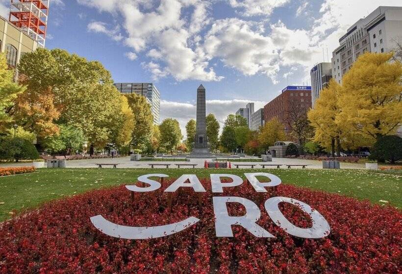 בית מלון כפרי New Otani Inn Sapporo