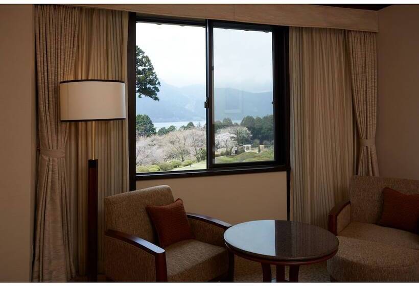 Odakyu Hotel De Yama