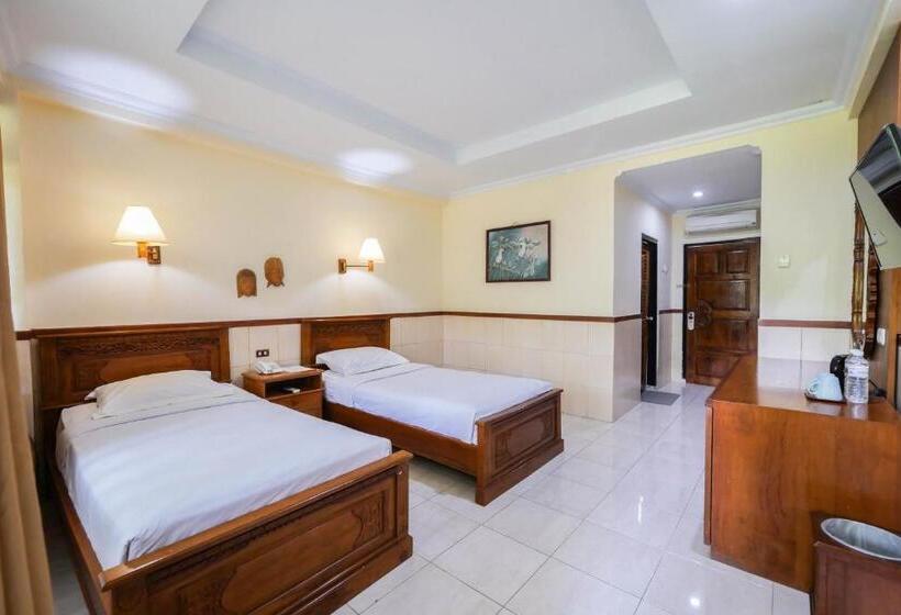 Palm Beach Hotel Bali