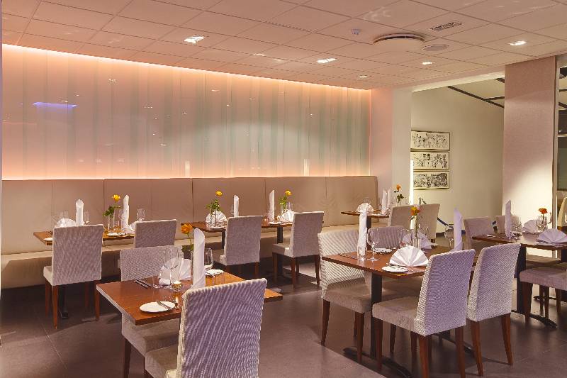 هتل Park Inn By Radisson Reykjavik Keflavik Airport