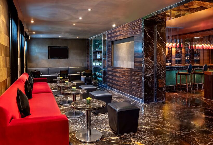 Radisson Blu Marina Hotel Connaught Place