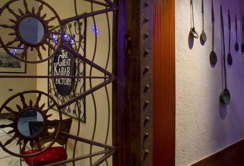 Radisson Blu Marina Hotel Connaught Place