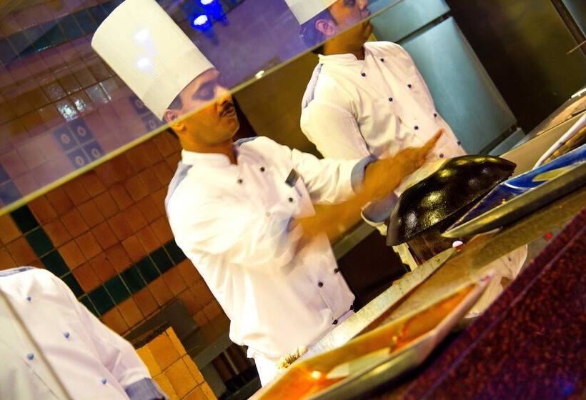 Radisson Blu Marina Hotel Connaught Place