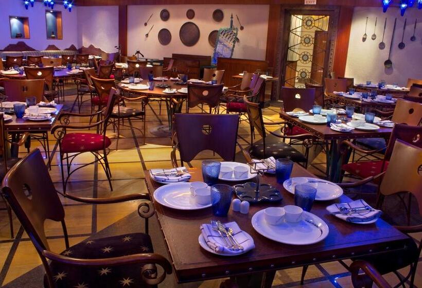 Radisson Blu Marina Hotel Connaught Place