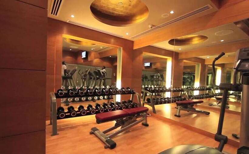 Radisson Blu Marina Hotel Connaught Place