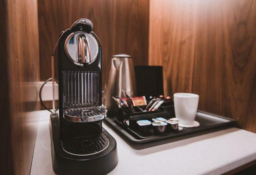 هتل Radisson Blu Saga , Reykjavik