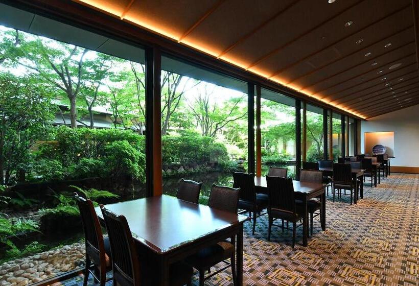 בית מלון כפרי Royal Park