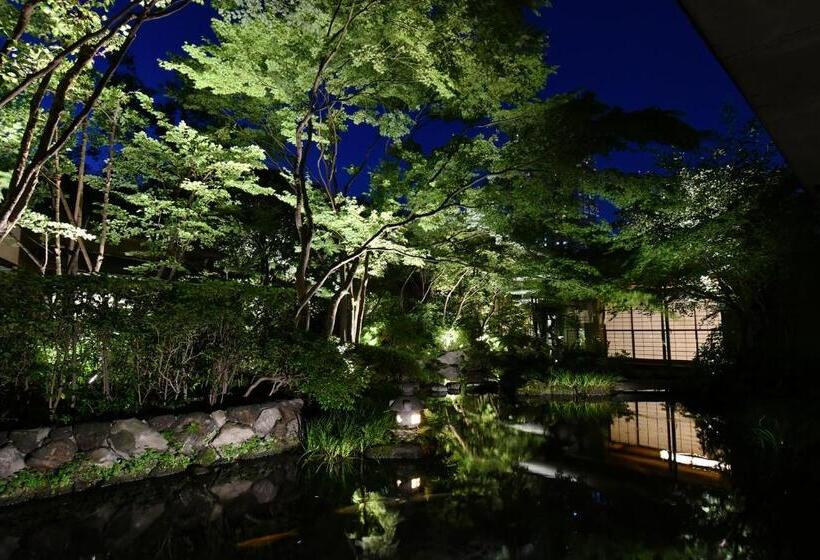 בית מלון כפרי Royal Park