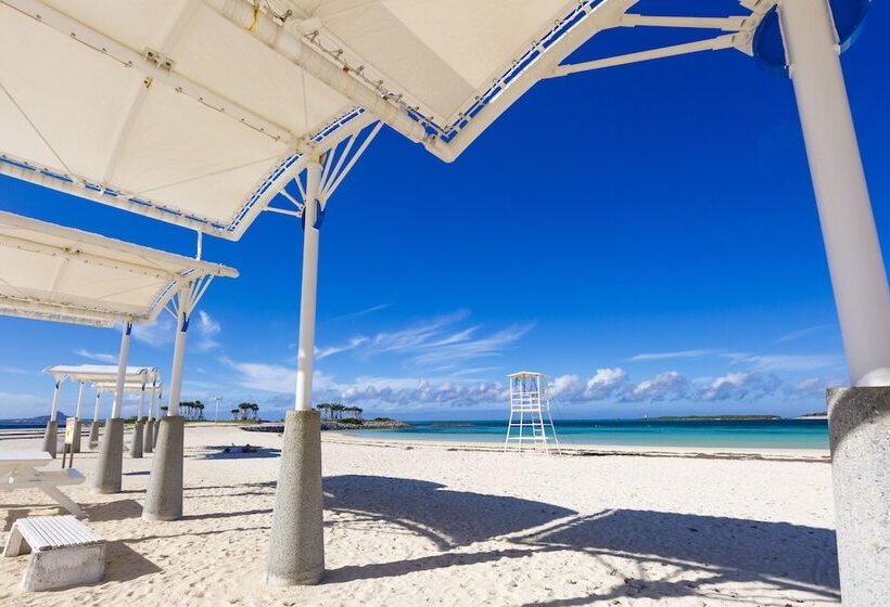 Royal View Hotel Churaumi