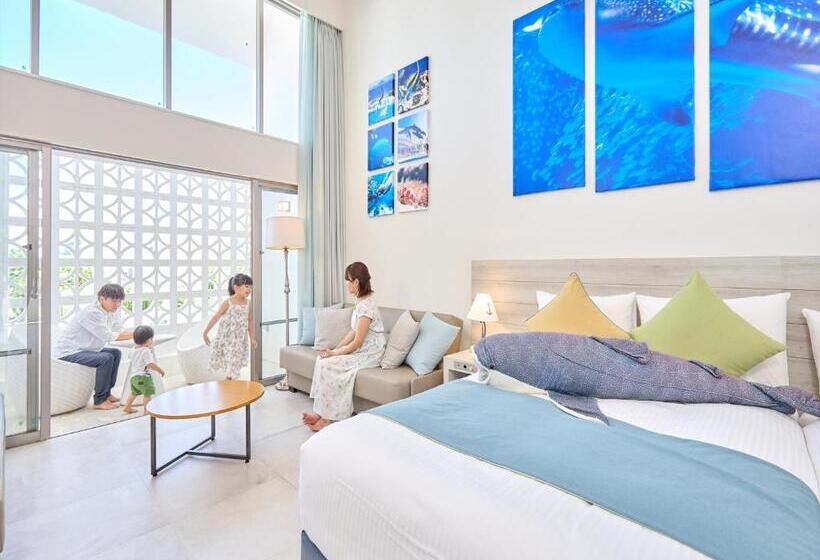 Royal View Hotel Churaumi