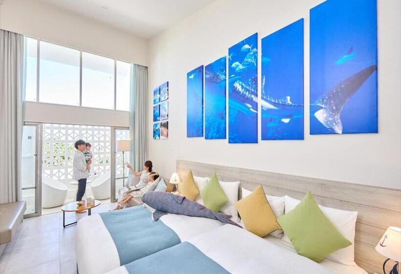 Royal View Hotel Churaumi