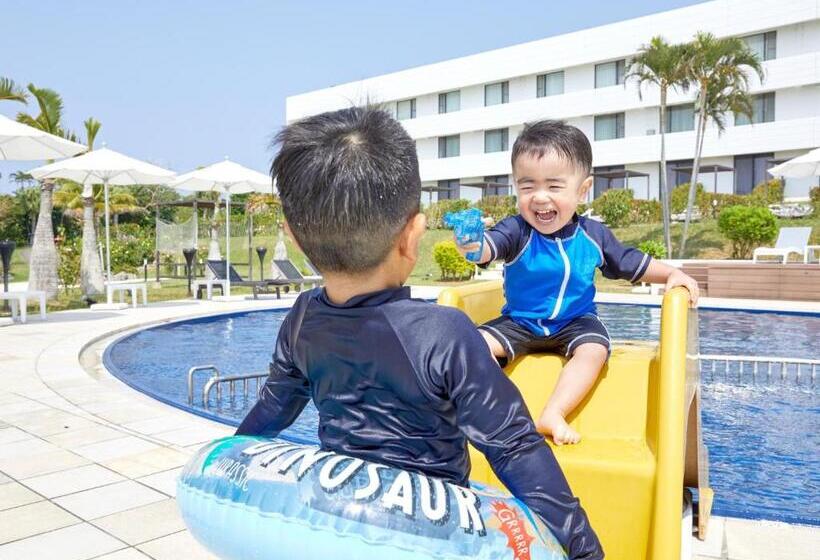 Royal View Hotel Churaumi