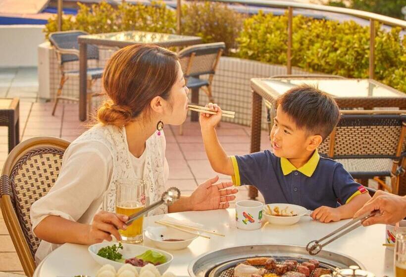 Royal View Hotel Churaumi