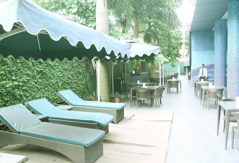 בית מלון כפרי Saj Luciya  A Classified 4 Star