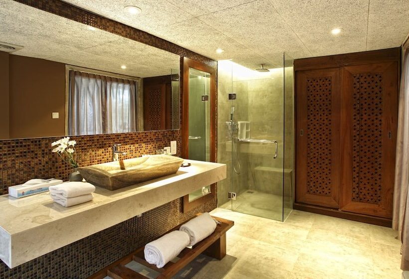 호텔 Segara Village