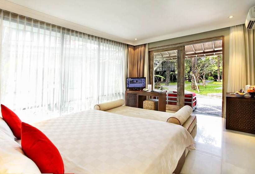 호텔 Segara Village