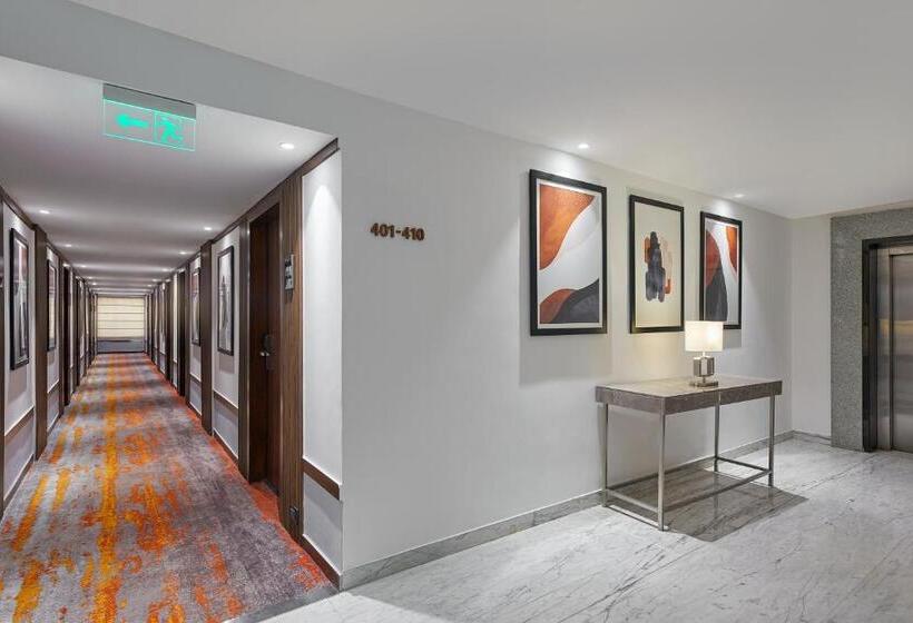 호텔 Southern Star Bangalore