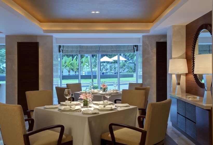 Отель Taj Coromandel