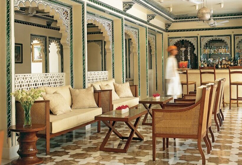ホテル Taj Lake Palace Udaipur