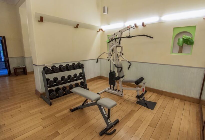 ホテル Taj Usha Kiran Palace, Gwalior