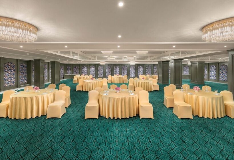 هتل Tajview Agra Ihcl Seleqtions