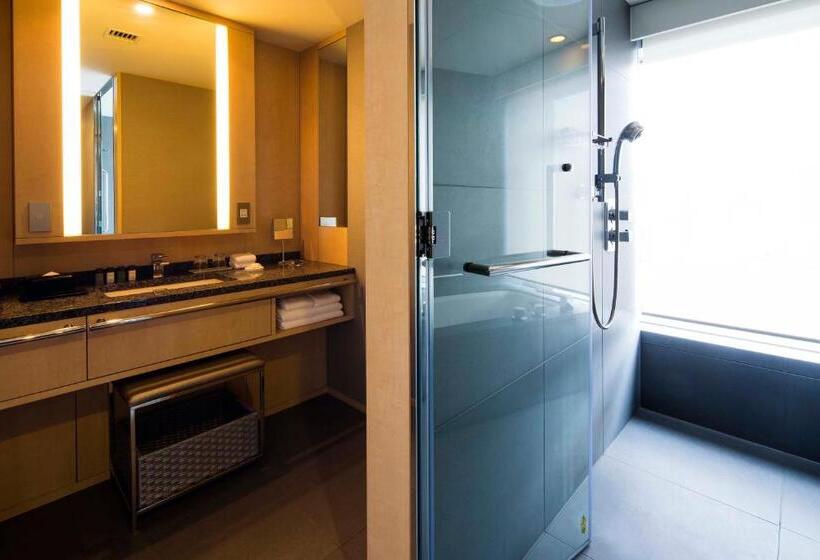 The Capitol Hotel Tokyu