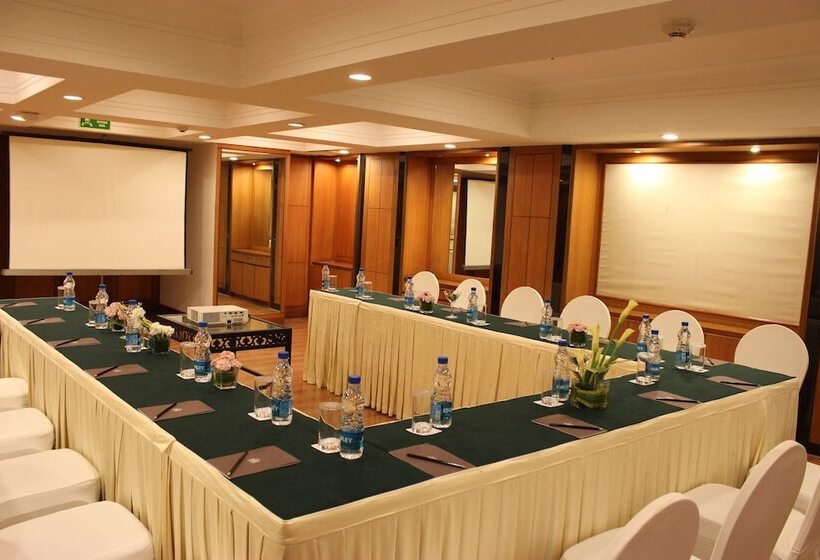 酒店 The Hans, New Delhi