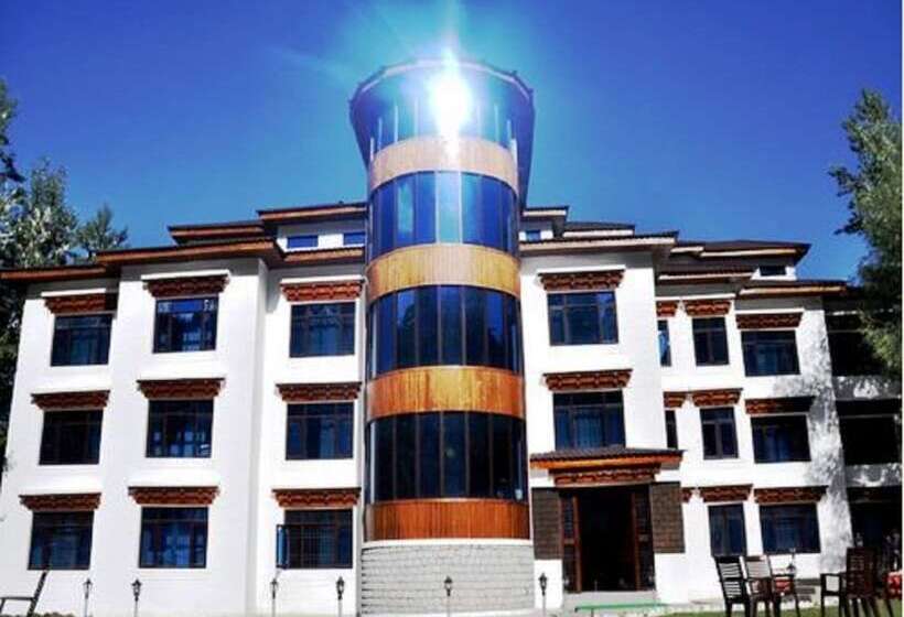 בית מלון כפרי The Highland Mountain Resort & Spa