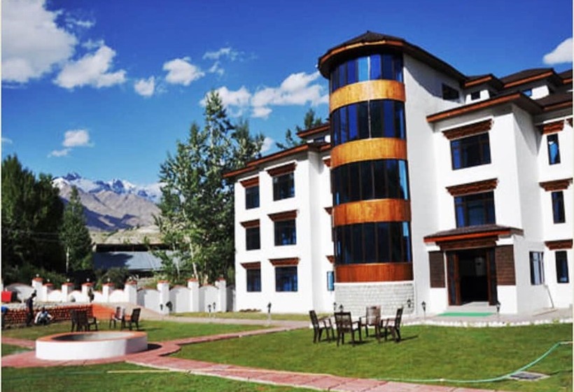 בית מלון כפרי The Highland Mountain Resort & Spa