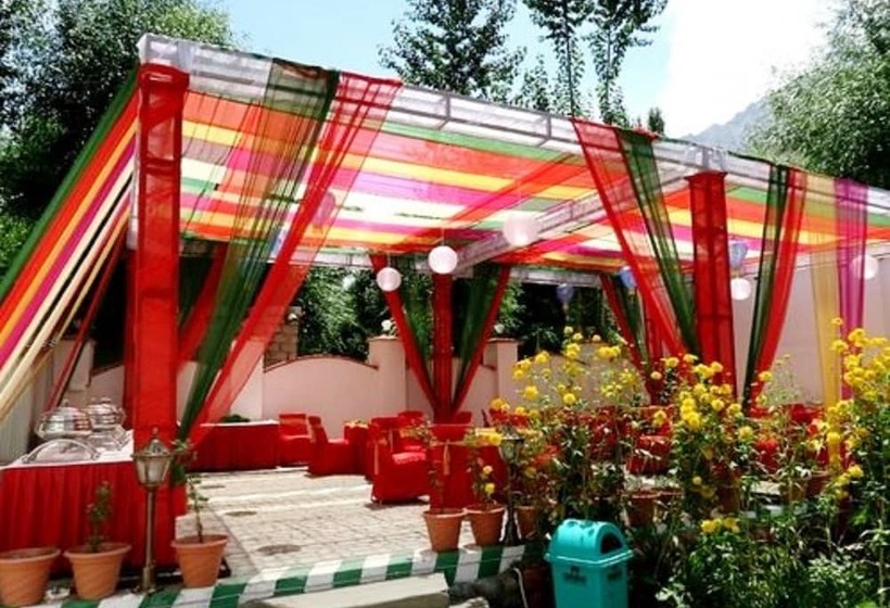 בית מלון כפרי The Highland Mountain Resort & Spa