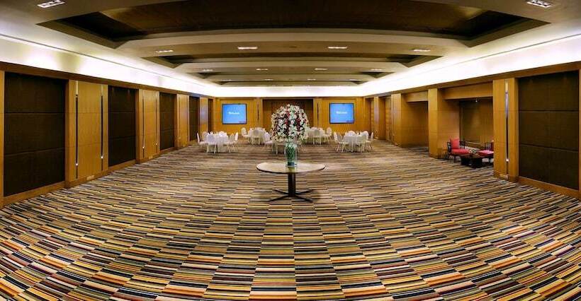 فندق The Lalit Ashok