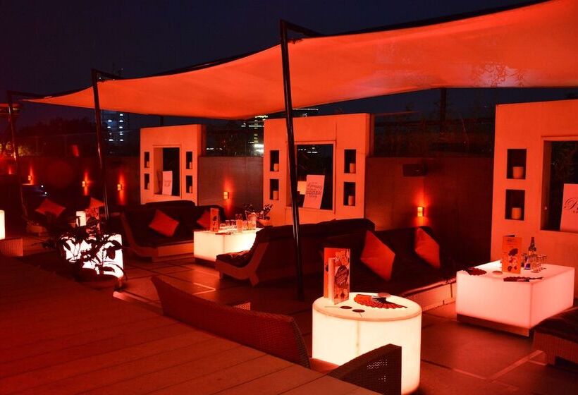 فندق The Lalit Ashok