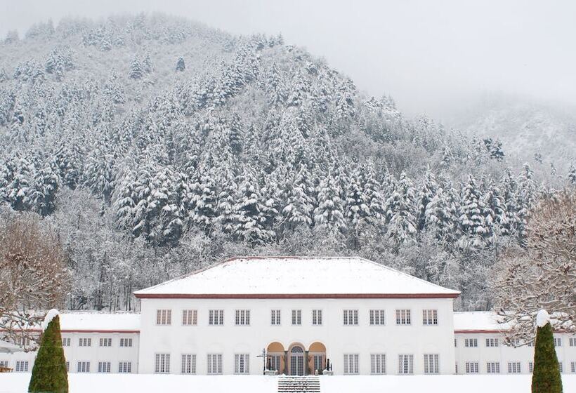 Hotel The Lalit Grand Palace Srinagar