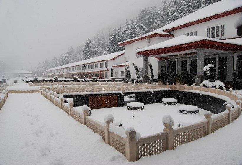 Hotel The Lalit Grand Palace Srinagar