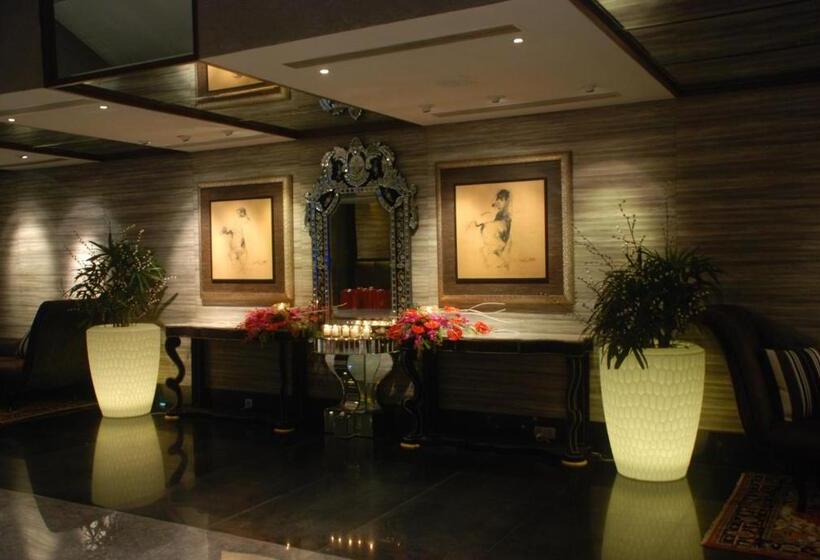 هتل The Lalit Great Eastern Kolkata