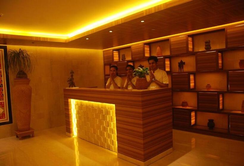 هتل The Lalit Great Eastern Kolkata