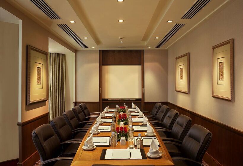 هتل The Leela Mumbai