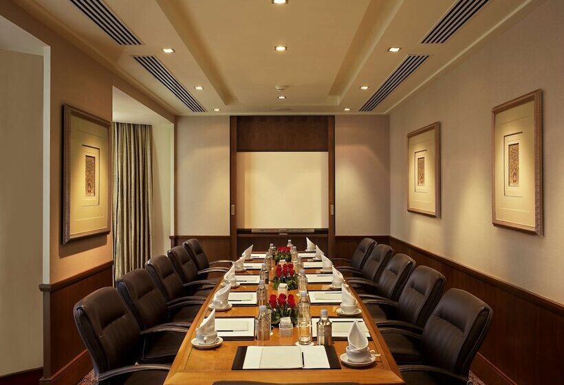 هتل The Leela Mumbai