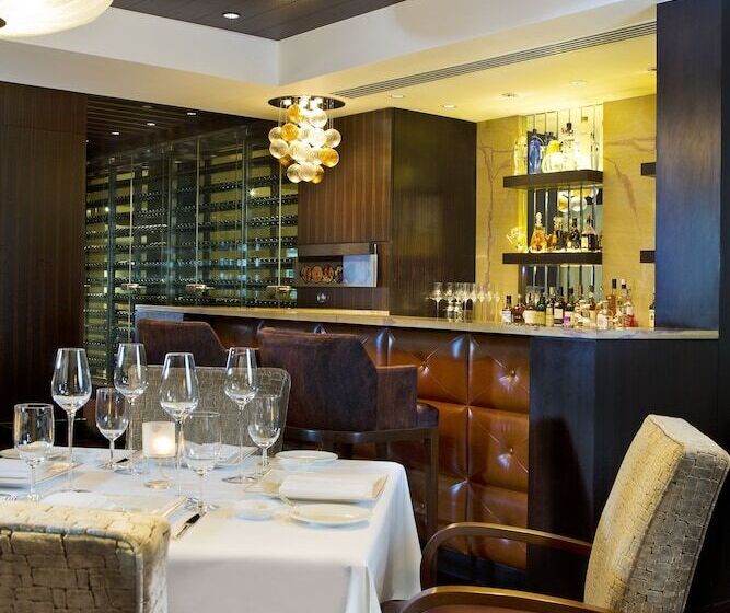 هتل The Leela Mumbai