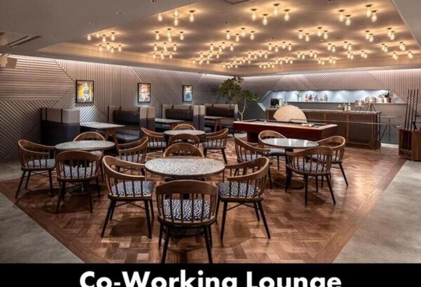 Отель The Lively Fukuoka Hakata