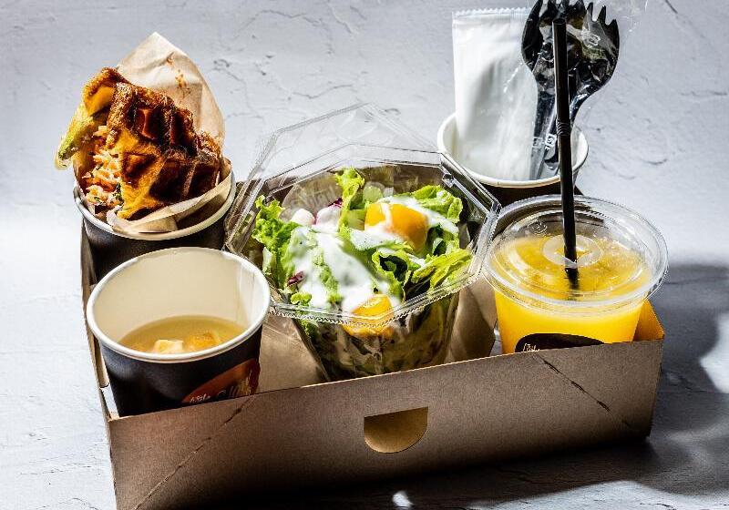 Отель The Lively Fukuoka Hakata