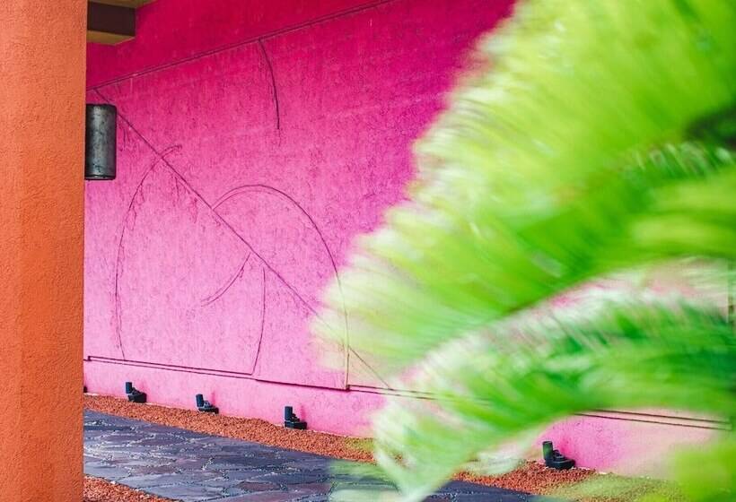 호텔 The Luigans Spa And Resort