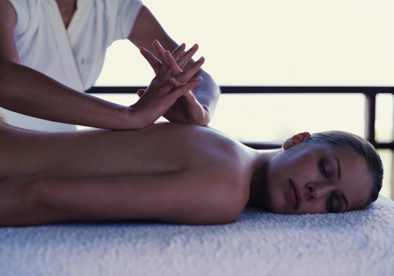 호텔 The Luigans Spa And Resort