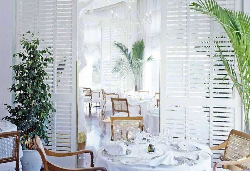 ホテル The Manhattan