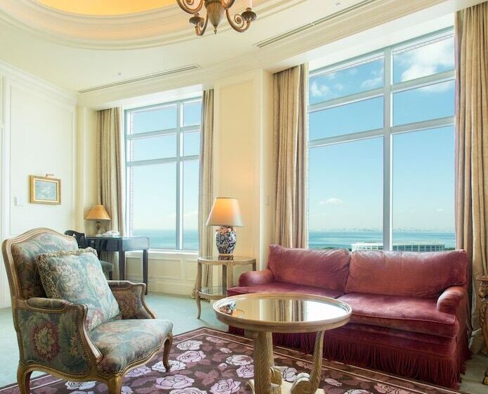 ホテル The Manhattan