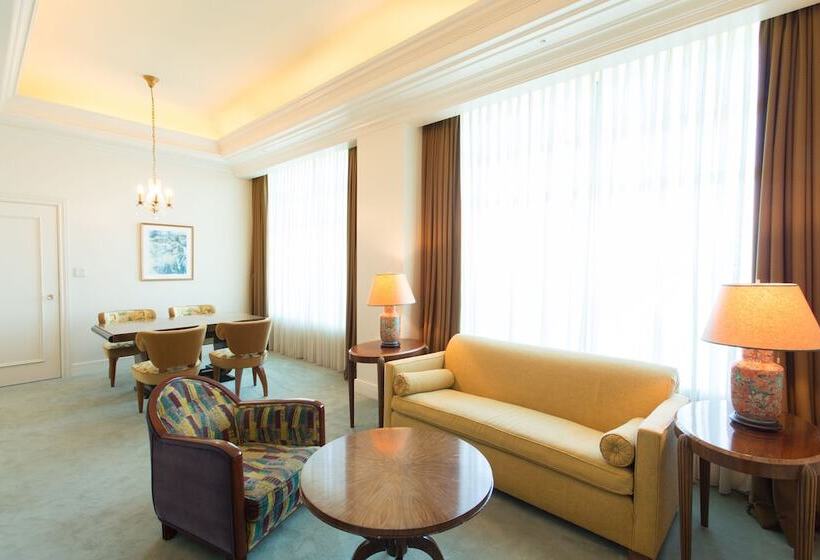 ホテル The Manhattan