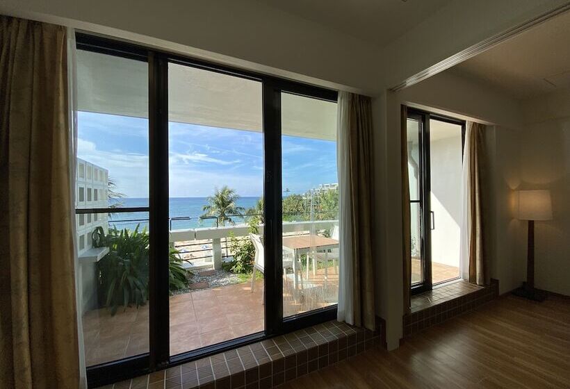 호텔 The Moon Beach Museum Resort