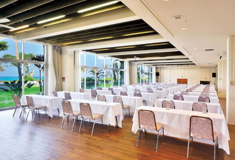 호텔 The Moon Beach Museum Resort